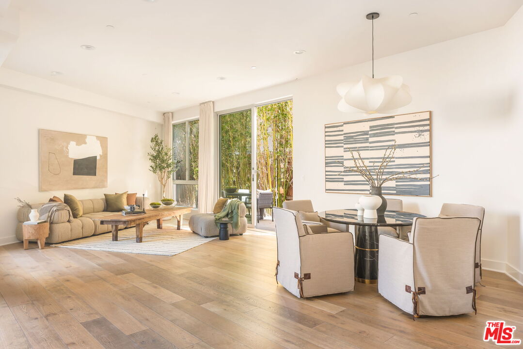 616 N Croft Ave Unit: 1