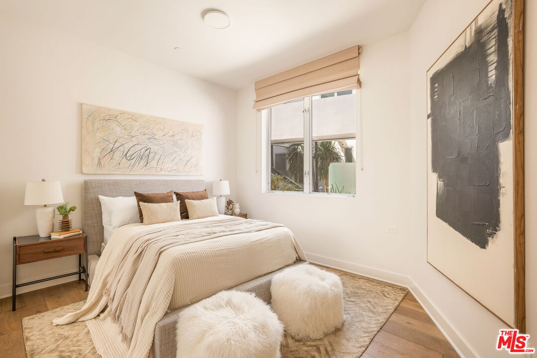 616 N Croft Ave Unit: 1