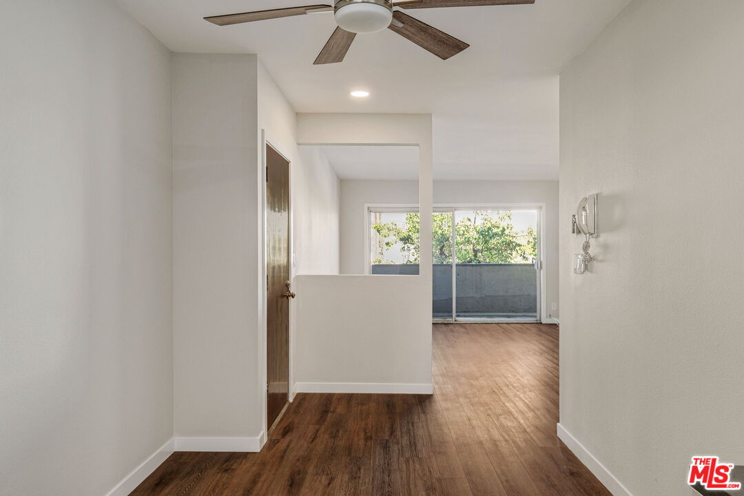 1342 HARVARD ST Unit: 201