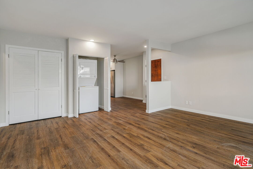 1342 HARVARD ST Unit: 201