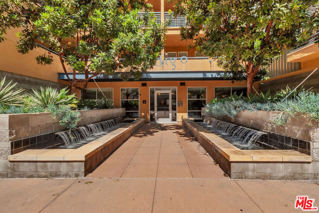 4050 GLENCOE AVE Unit: 405