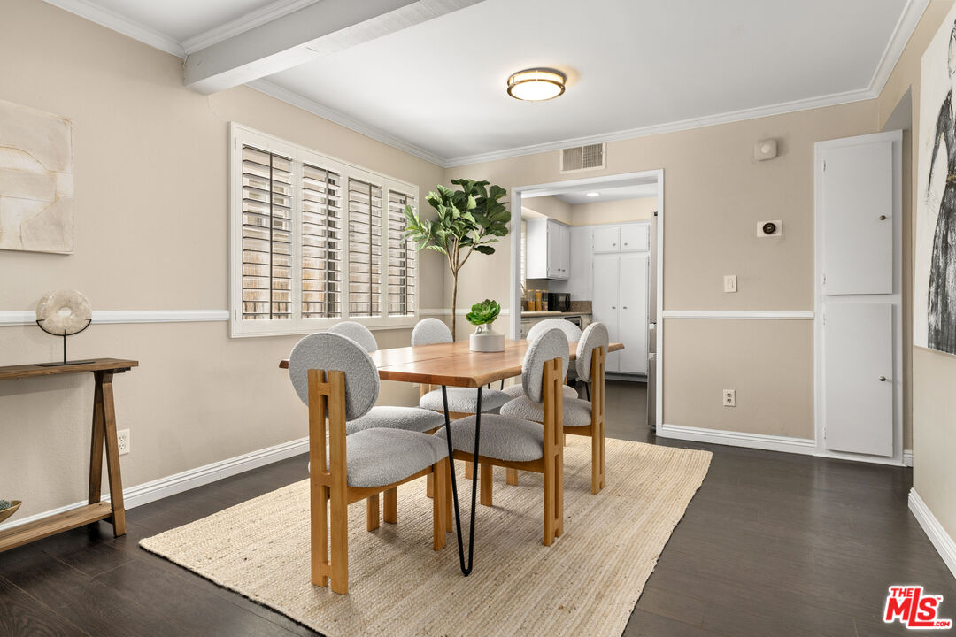 12930 Valleyheart Dr Unit: 4