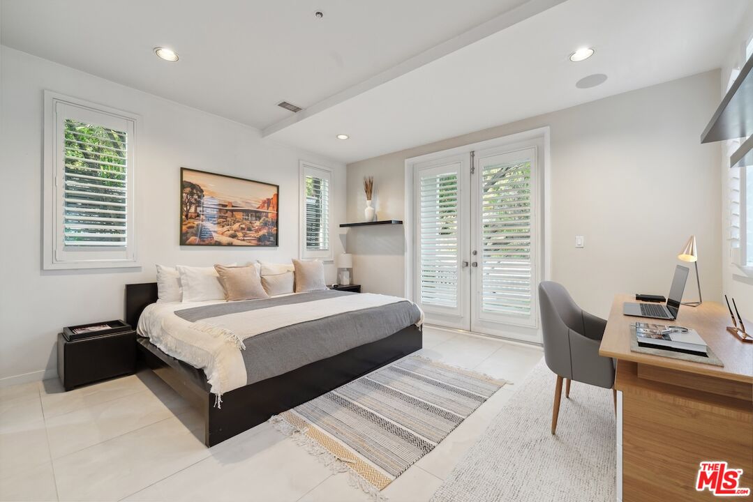 2029 Mount Olympus Dr