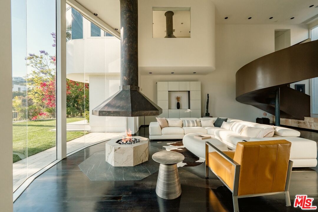 2029 Mount Olympus Dr