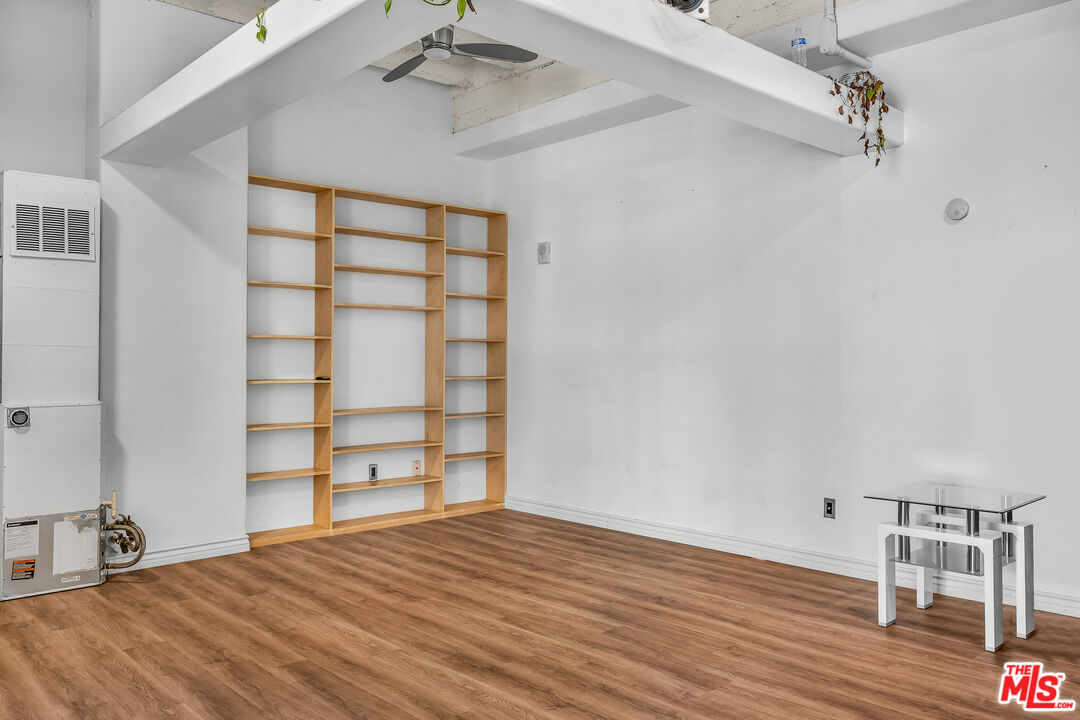 312 W 5th St Unit: 802