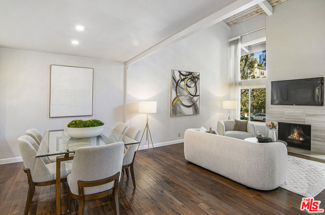 1925 S Beverly Glen Blvd Unit: 37