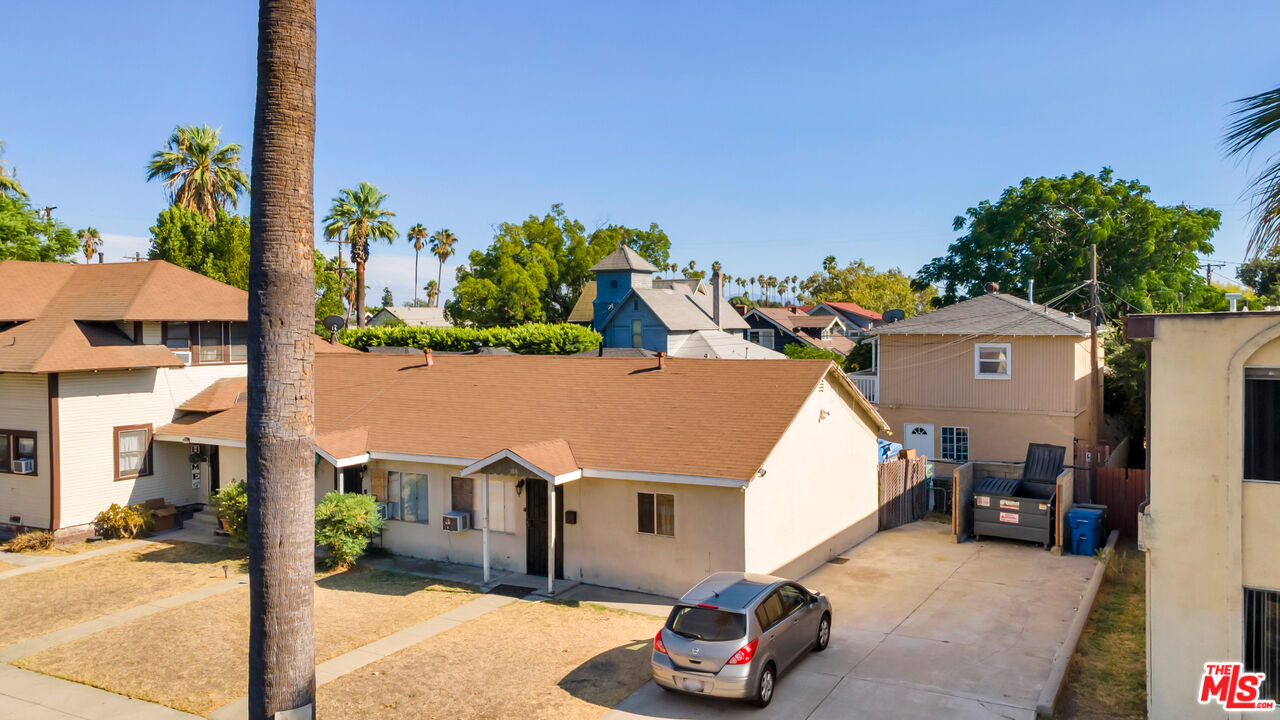 586 San Francisco Ave