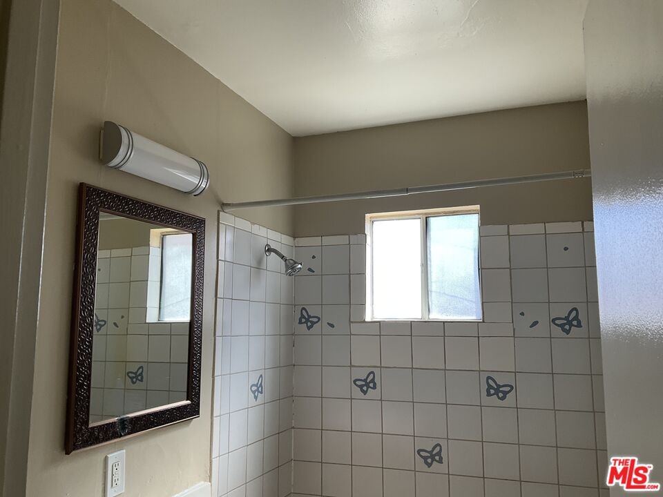 586 San Francisco Ave