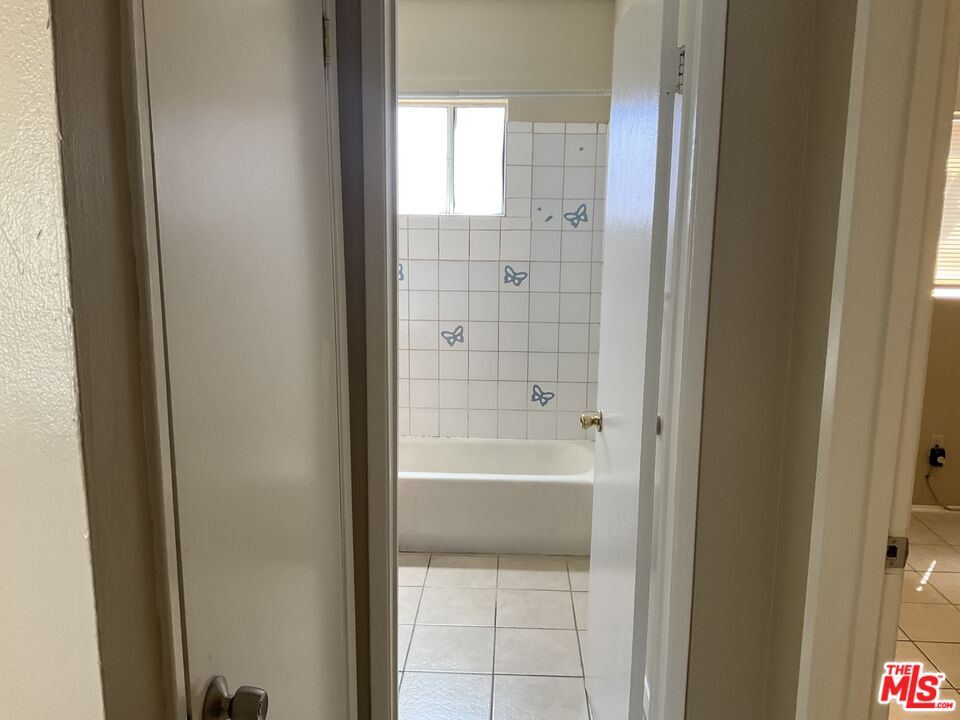 586 San Francisco Ave