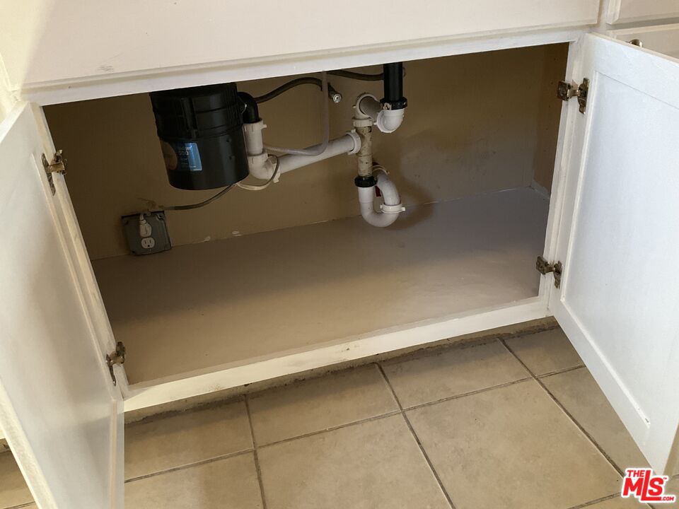 586 San Francisco Ave