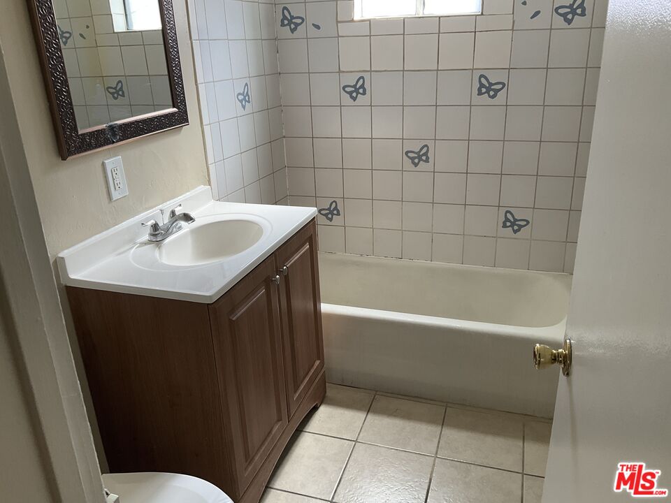 586 San Francisco Ave