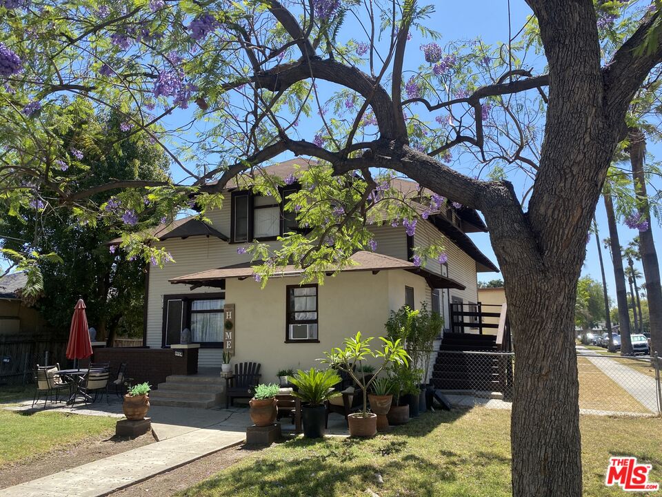 586 San Francisco Ave