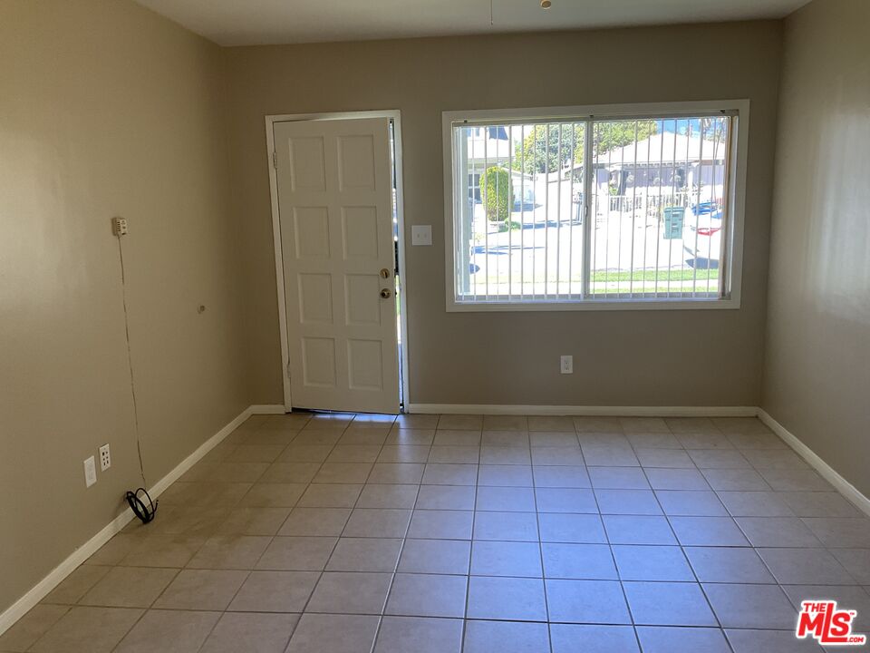 586 San Francisco Ave