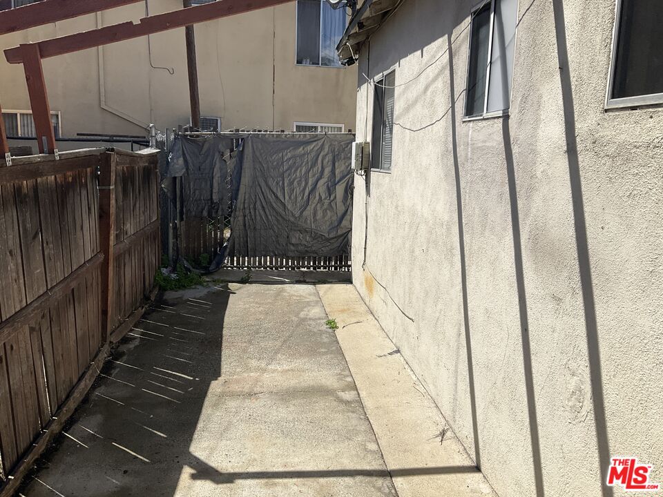 586 San Francisco Ave