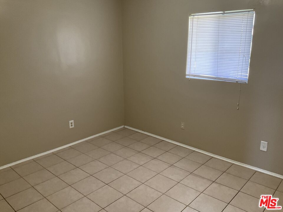 586 San Francisco Ave