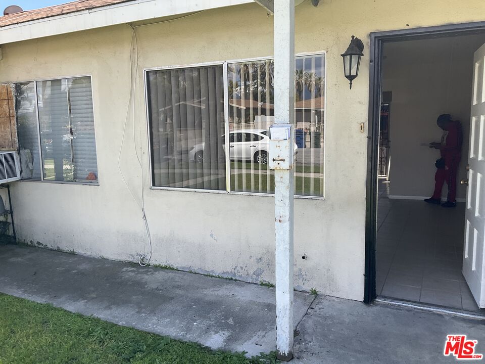 586 San Francisco Ave