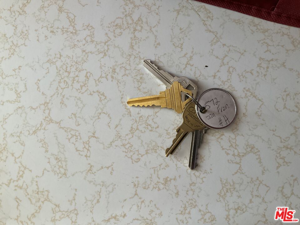 572 San Francisco Ave