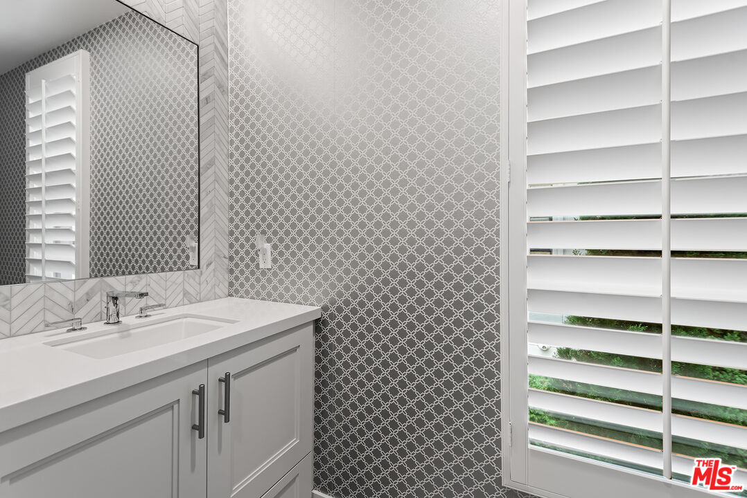 12763 Shell Pl Unit: 1