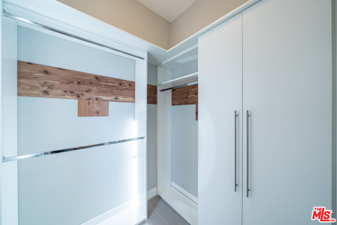 5837 Village Dr Unit: 3