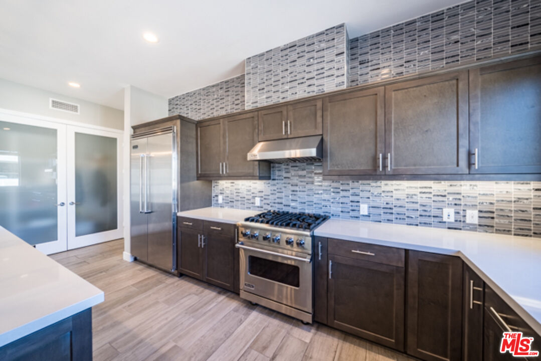 5837 Village Dr Unit: 3