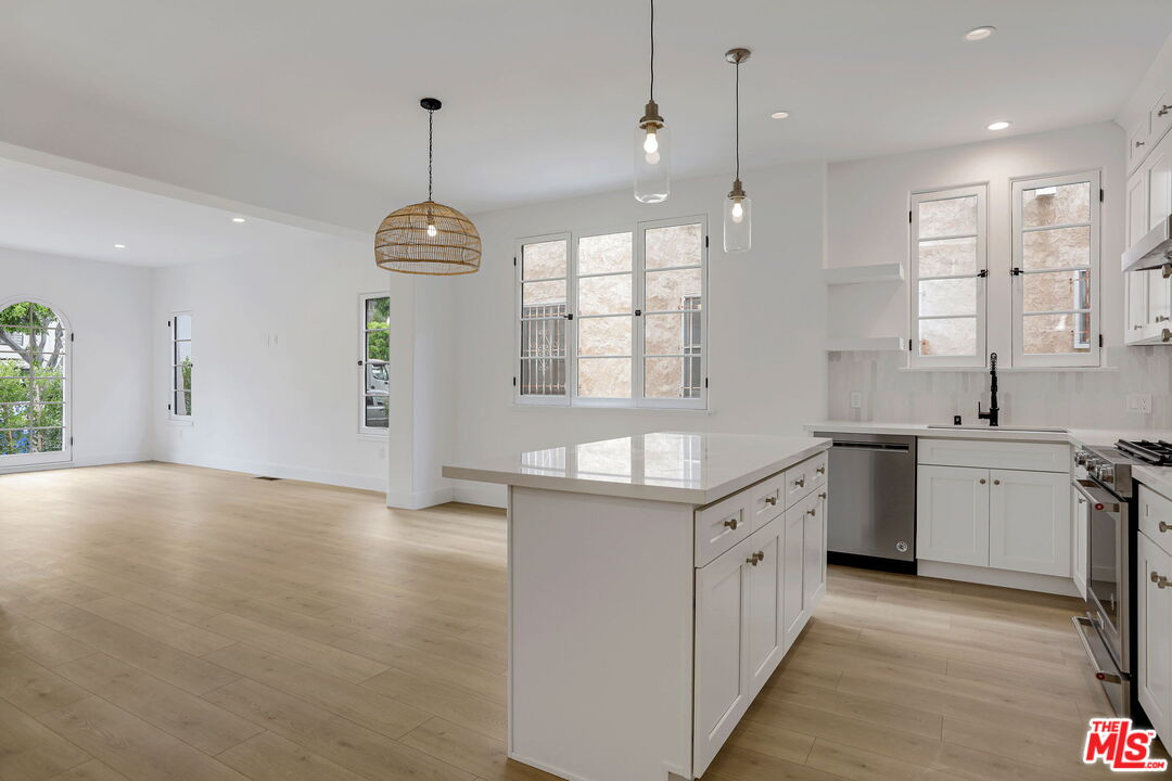 6206 Orange St Unit: 1/2