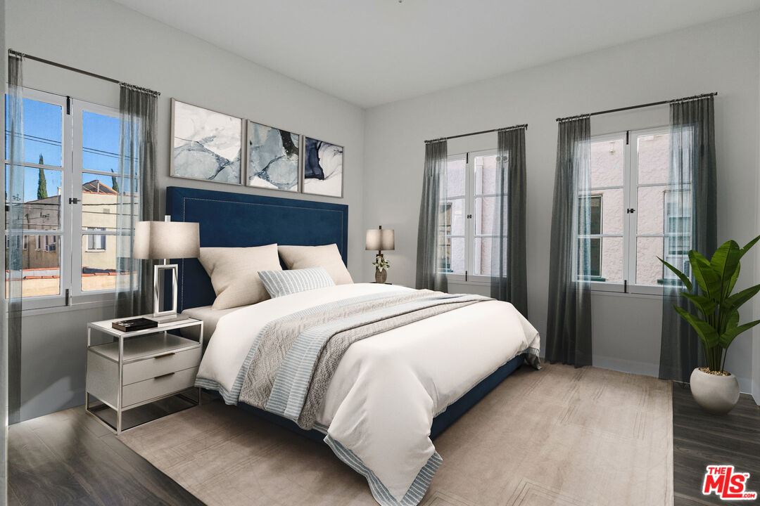 408 N GENESEE AVE Unit: 1/2