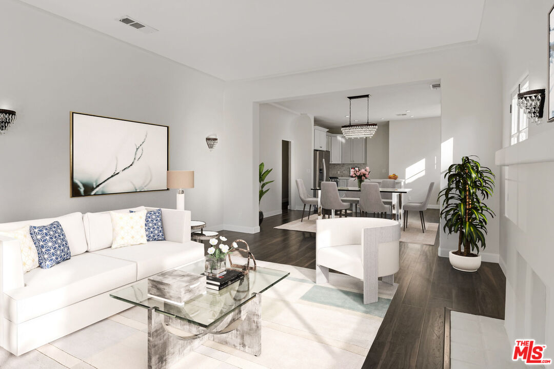 408 N GENESEE AVE Unit: 1/2