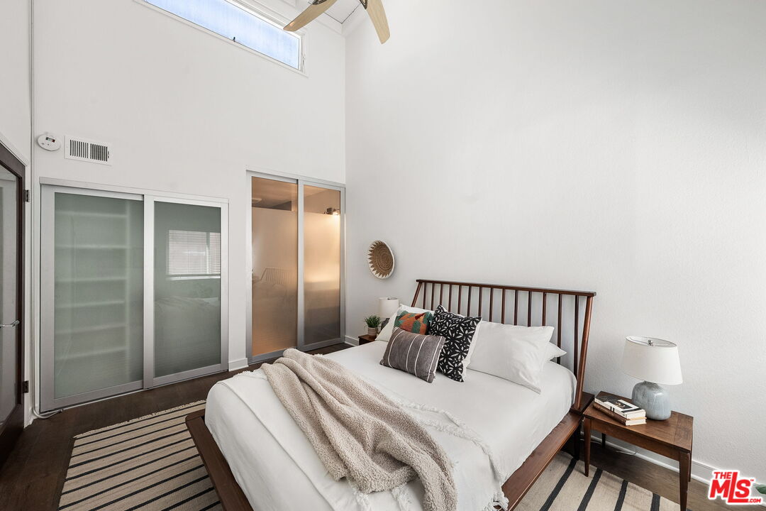 2508 Arizona Ave Unit: 3