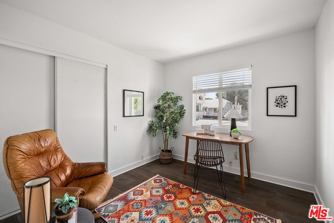 2508 Arizona Ave Unit: 3