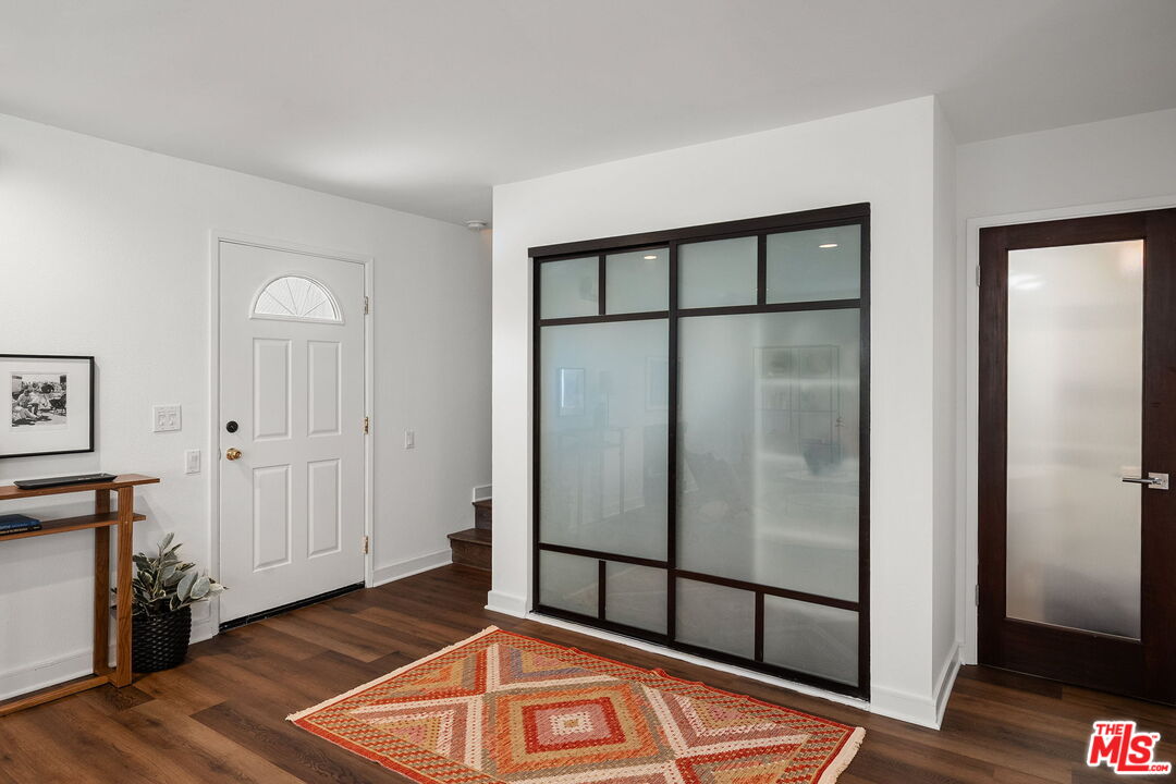 2508 Arizona Ave Unit: 3