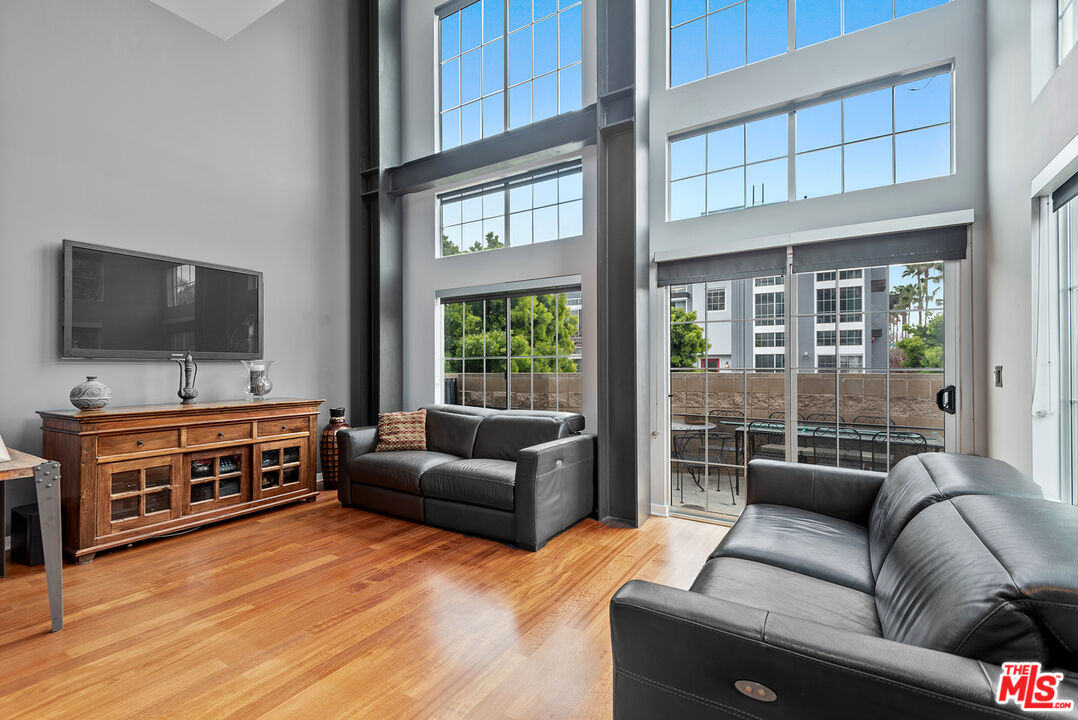 5300 Playa Vista Dr Unit: 12