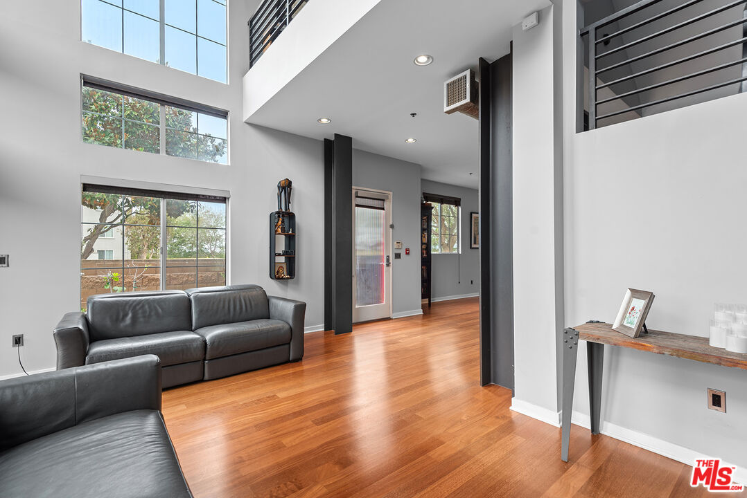 5300 Playa Vista Dr Unit: 12