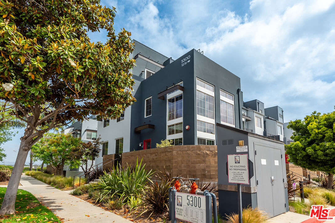 5300 Playa Vista Dr Unit: 12