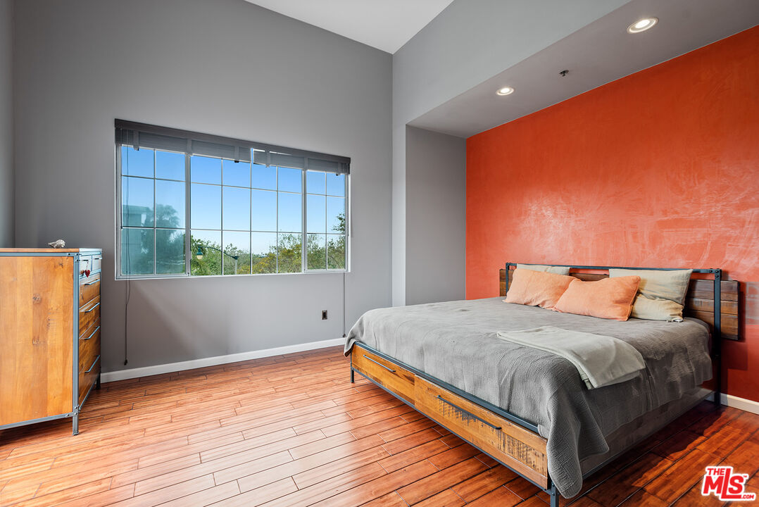 5300 Playa Vista Dr Unit: 12