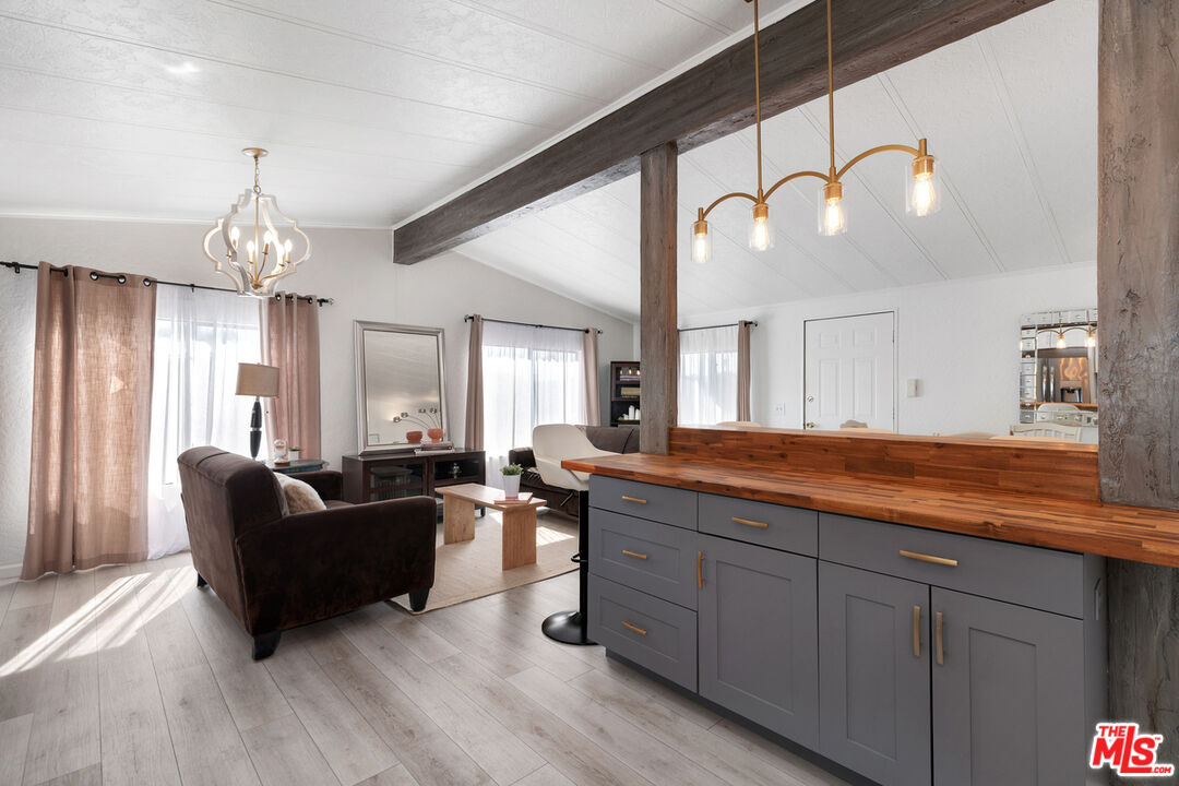 1600 E Vista Way Unit: 81