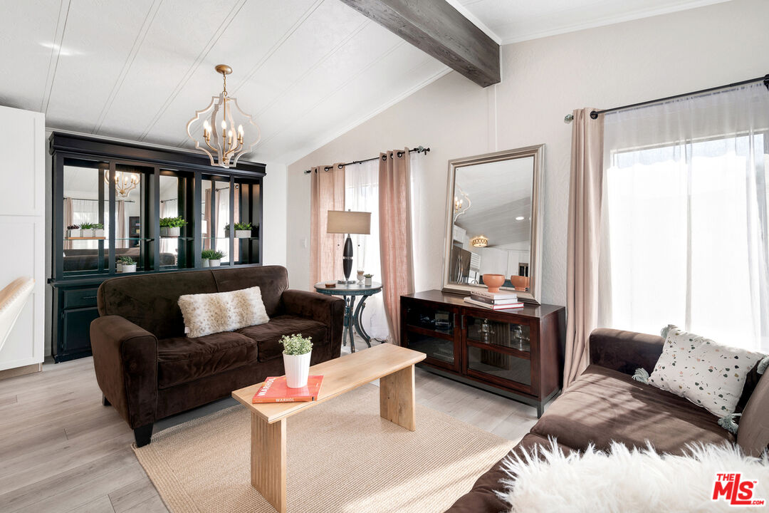 1600 E Vista Way Unit: 81