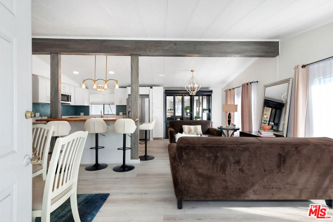 1600 E Vista Way Unit: 81