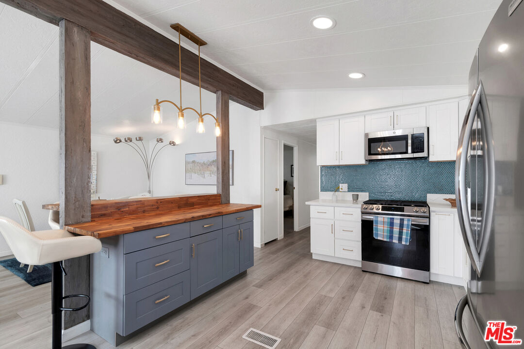 1600 E Vista Way Unit: 81