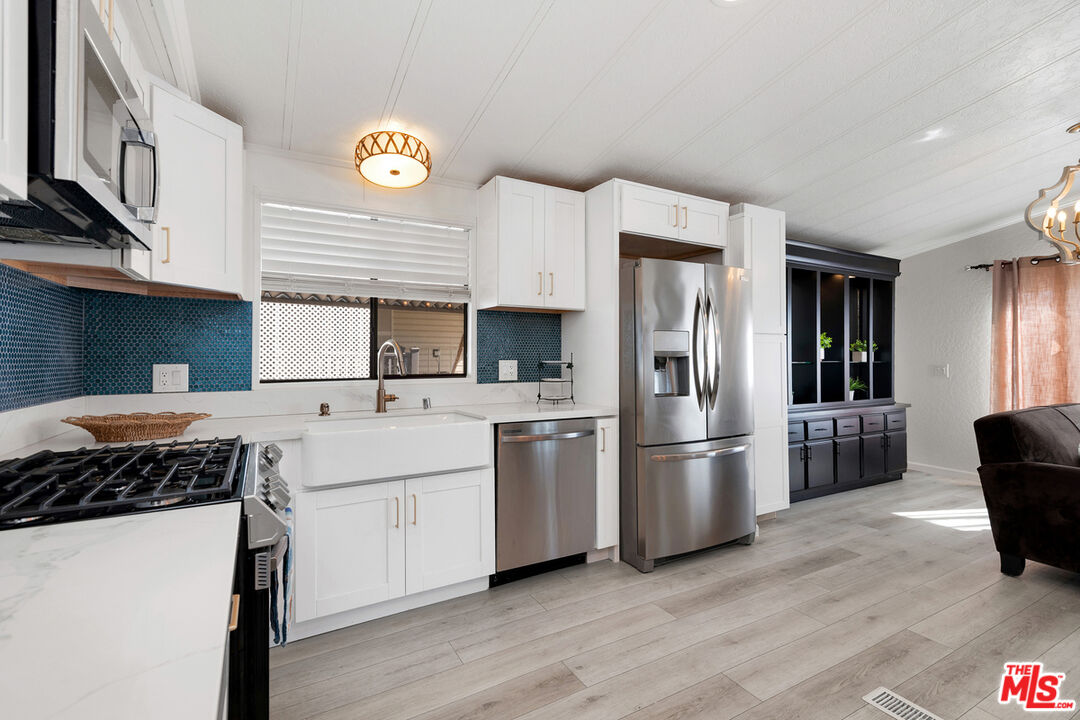 1600 E Vista Way Unit: 81