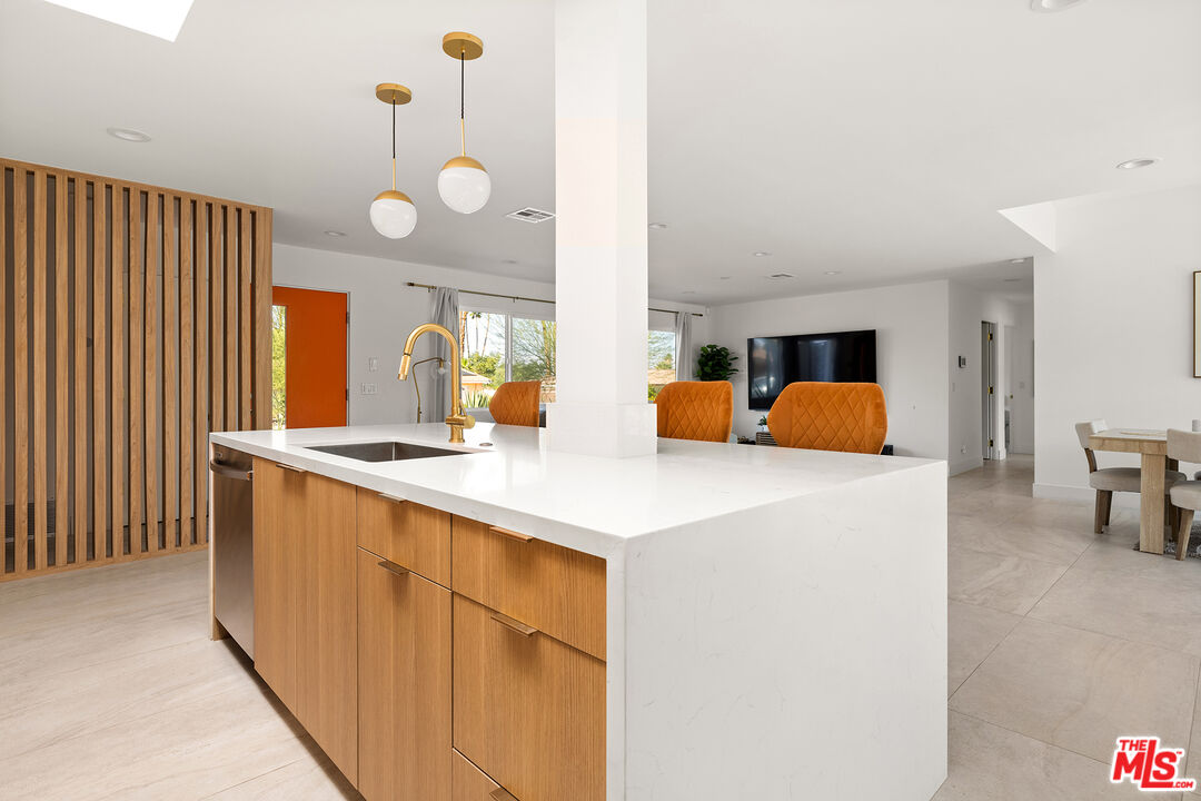 74085 Setting Sun Trl