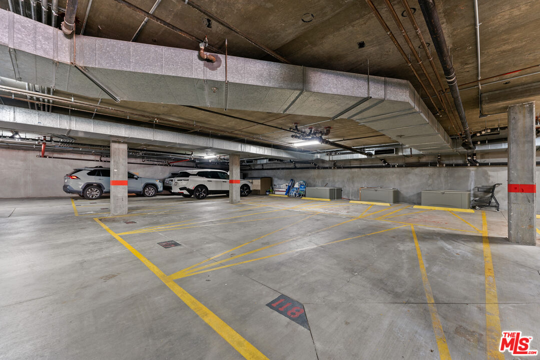 16123 W Sunset Blvd Unit: 101