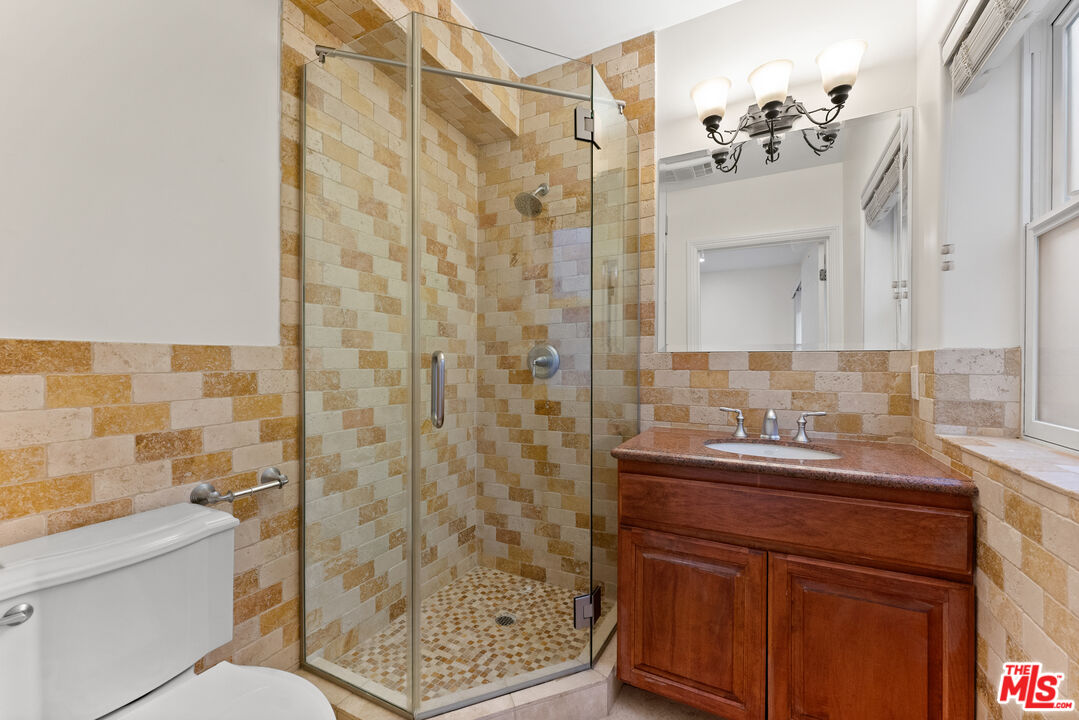 16123 W Sunset Blvd Unit: 101