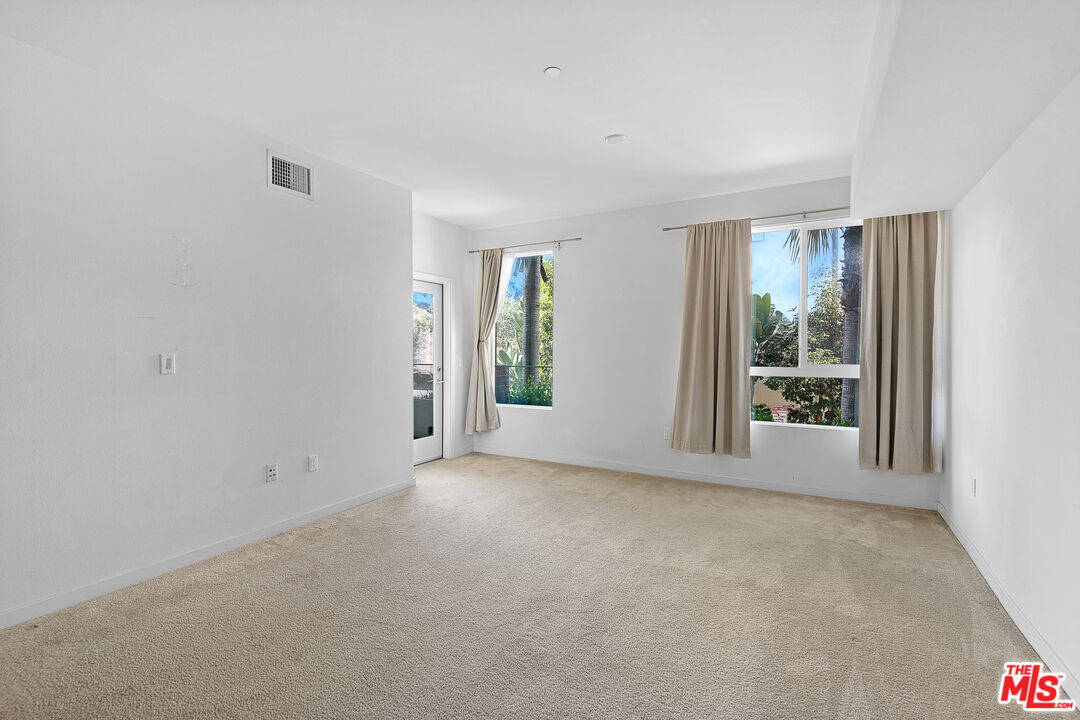 12655 Bluff Creek Dr Unit: 129