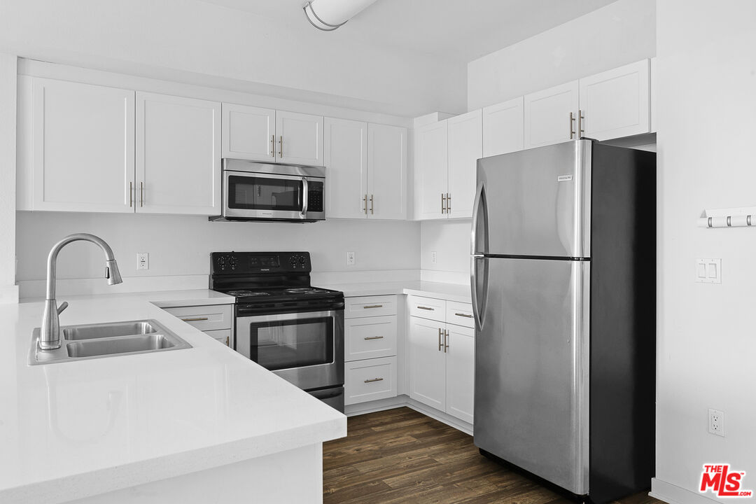 12655 Bluff Creek Dr Unit: 129