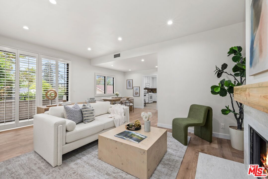 4519 Coldwater Canyon Ave Unit: 10