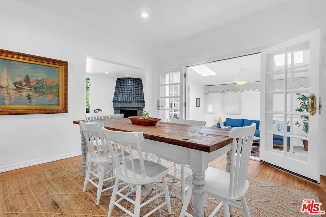 6526 Lindenhurst Ave