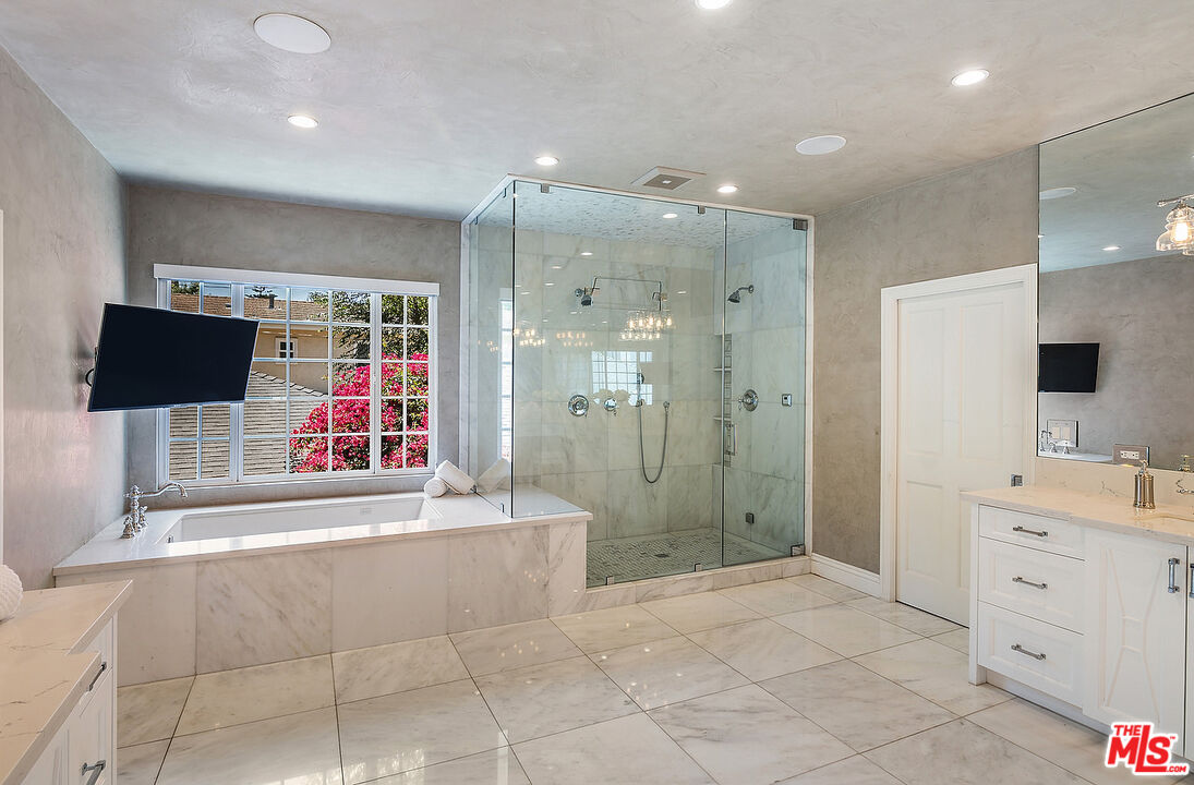 4054 STONE CANYON AVE