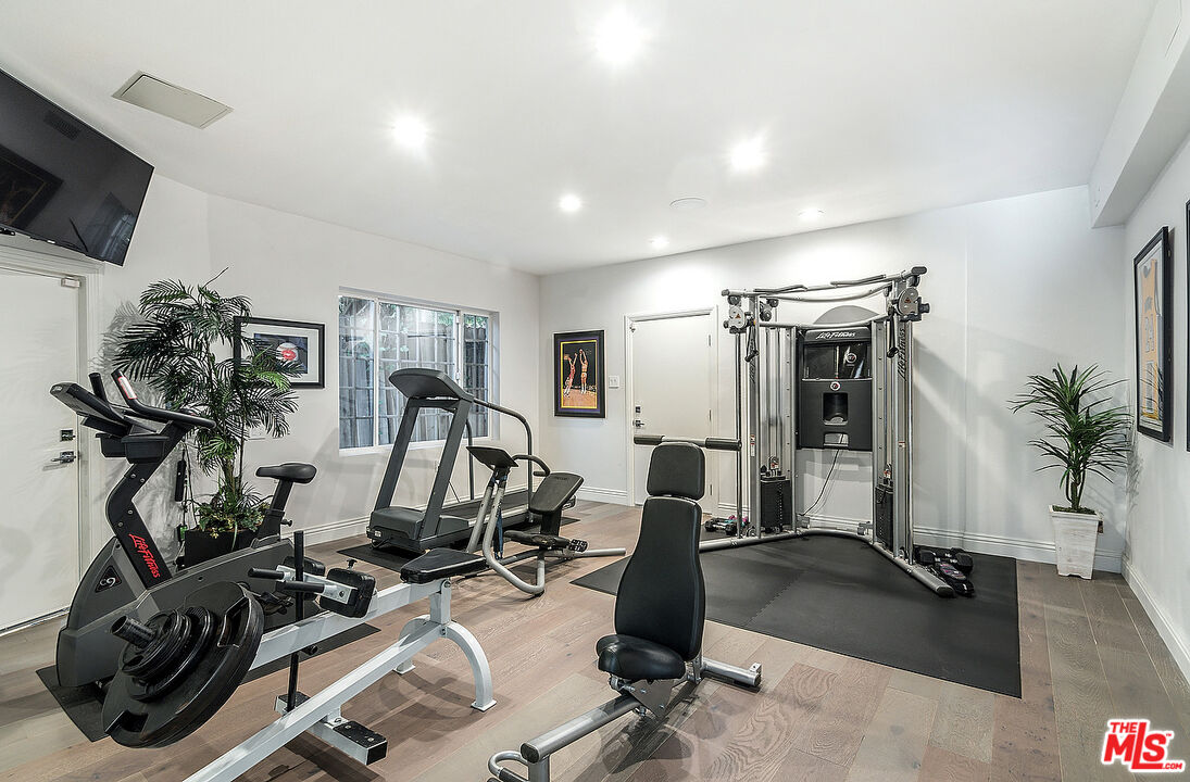 4054 STONE CANYON AVE