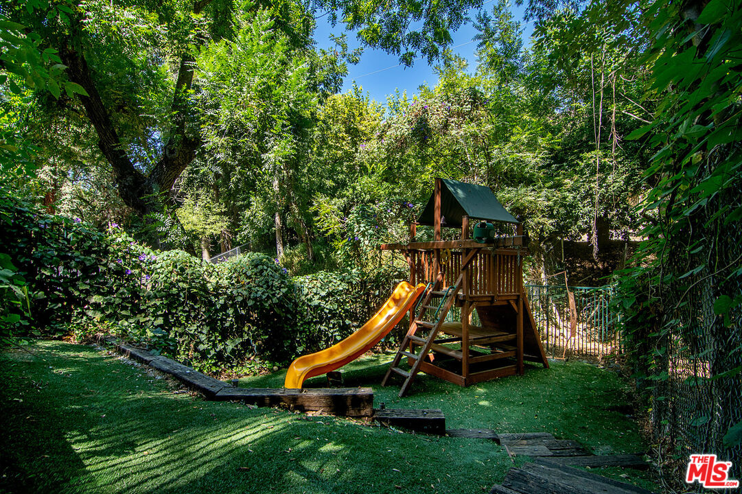 4054 STONE CANYON AVE