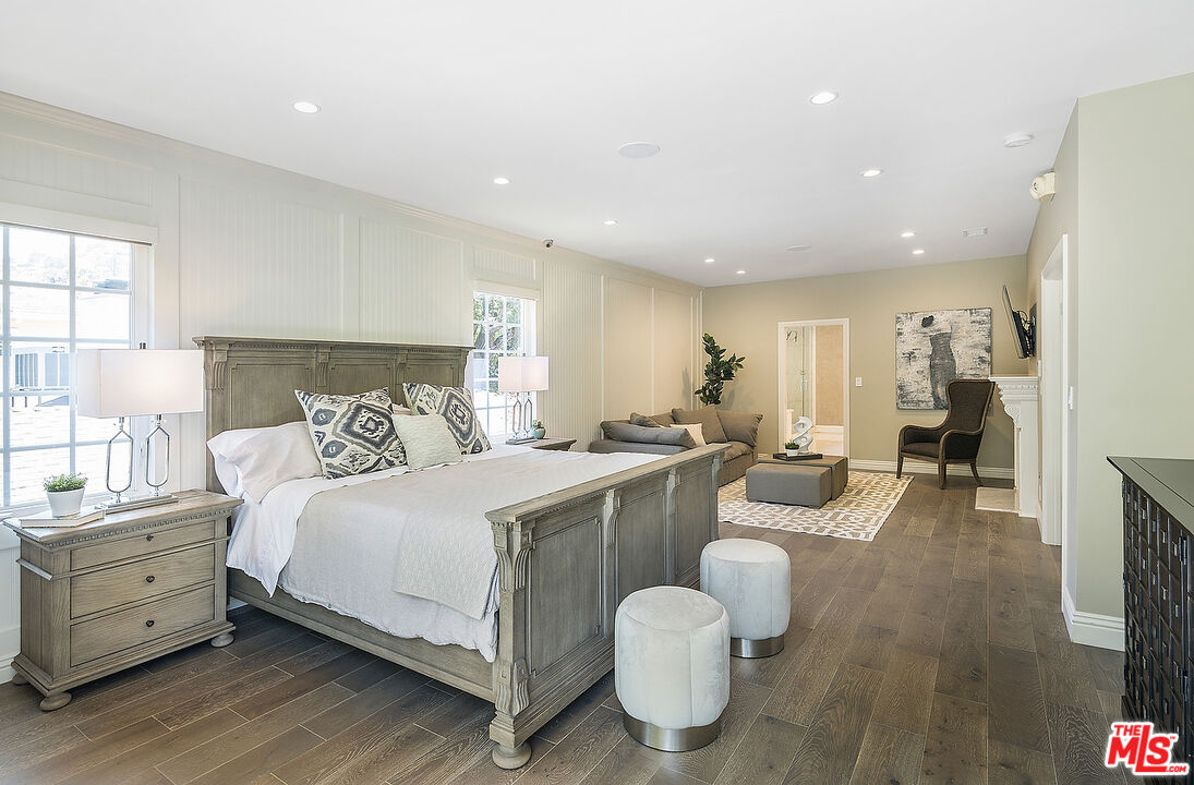 4054 STONE CANYON AVE